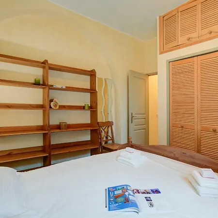 Azzurra Front - Happy * Saint-Tropez