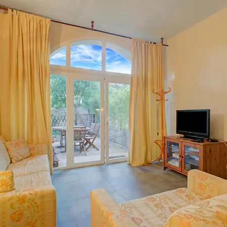 Appartement Azzurra Front - Pool - Happy Saint-Tropez