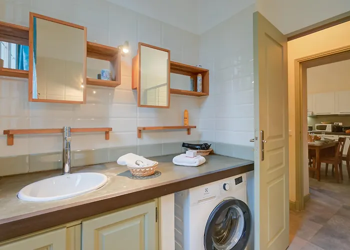 Azzurra Front - Happy Apartmán